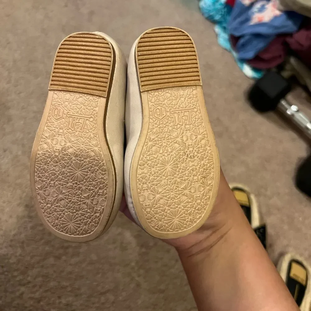 Zara baby shoes 1B‎